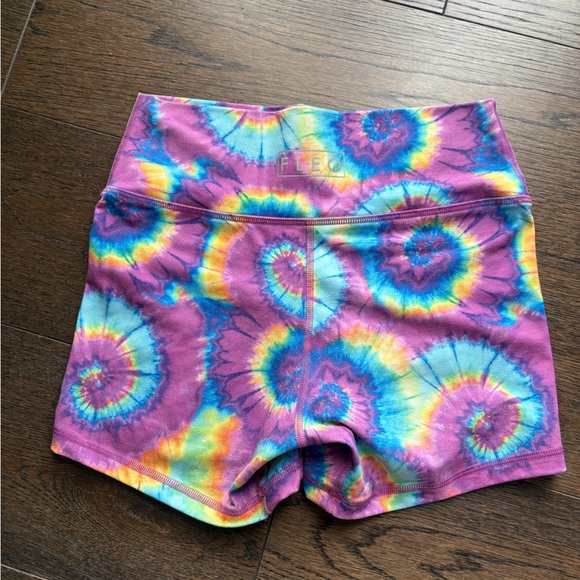 Fleo shorts - Picture 2 of 3